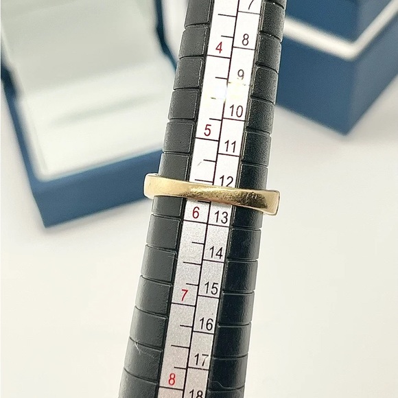 Diamond Wedding Band in 14KT Yellow Gold (1/2ct tw) - Picture 3 of 9